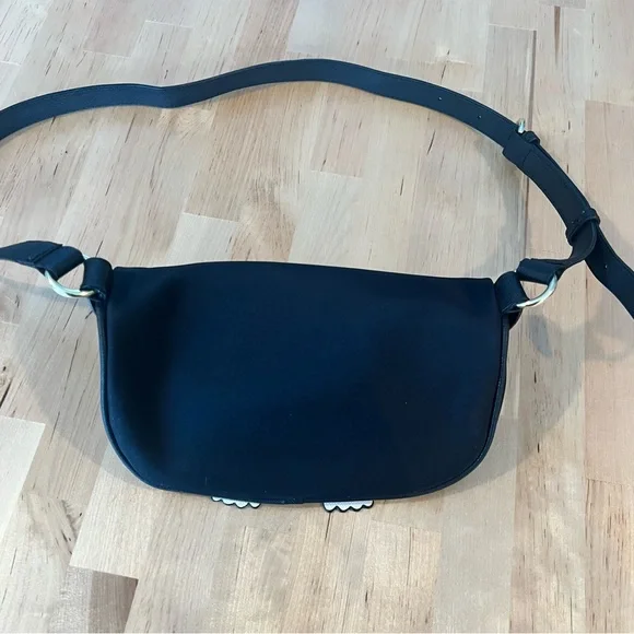 SOLD Karl Lagerfeld Black Crossbody Bag - Picture 8 of 11